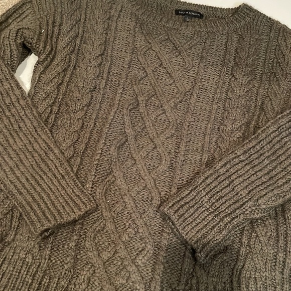 Banana Republic wool army green sweater - Picture 3 of 5